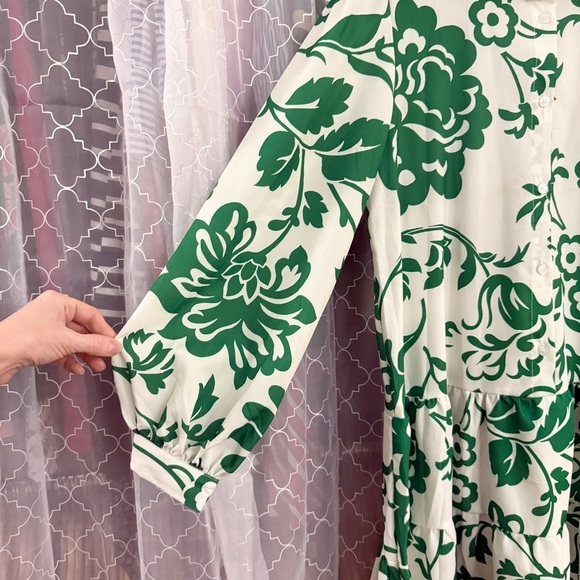 Sunday up Green Floral Ruffle Hem Montecito Dress Small - Picture 4 of 9
